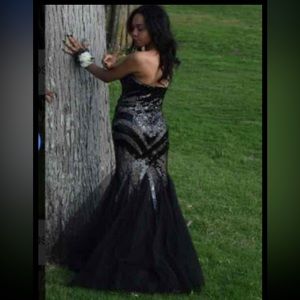 Black Mermaid Style Prom Dress
